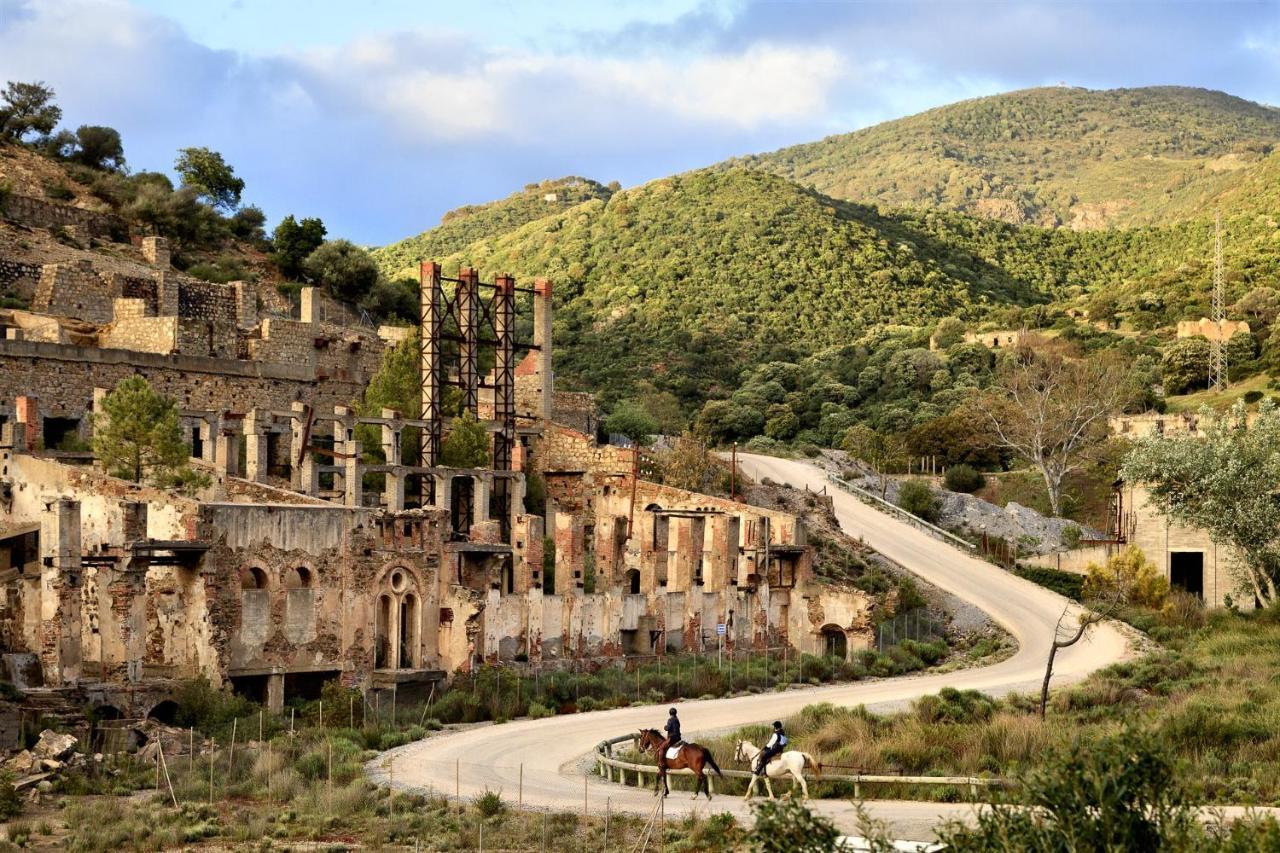 Appartamento In Casa Con Cortili Ad Arbus - Sardegna Ngoại thất bức ảnh